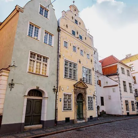 2 Old Town Apartment *